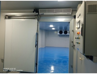 艾美科健物管部2-8℃酶载体树脂材料专用冷库工程案例